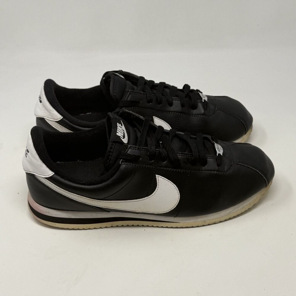 Nike Cortez '72 Sneakers Mens 10 Black Leather Retro Streetwear Shoes 2016
